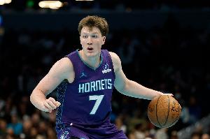 新秀榜：克尼佩尔继续居首 状元第二&费尔斯第三 小内姆哈德上榜