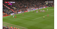 又失良机！萨拉赫范戴克罗伯逊前场多打少，可惜萨拉赫直塞给大了