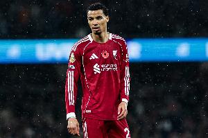 埃基蒂克：萨拉赫很职业+他是我榜样 赢球让我们重新找回势头