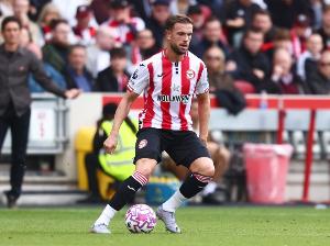 回归英超后首球！亨德森上次英超破门还是2021年效力利物浦时期